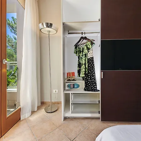 Poggio Dei Pini 3* Marina Romea