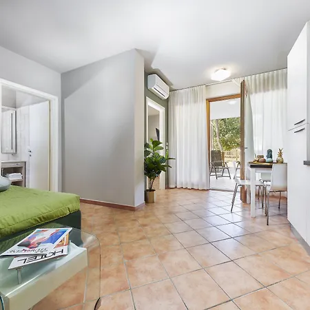 Poggio Dei Pini Apartahotel