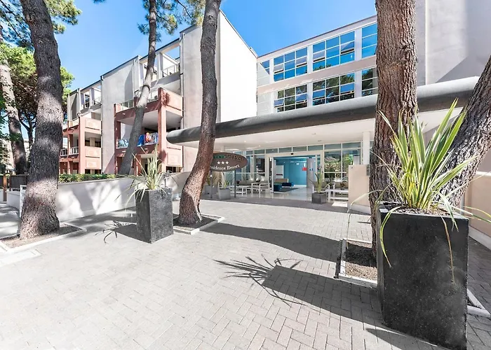 Aparthotel Poggio Dei Pini Marina Romea