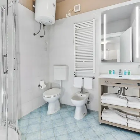 Apart Otel Poggio Dei Pini 4*