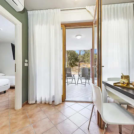 Apart Otel Poggio Dei Pini