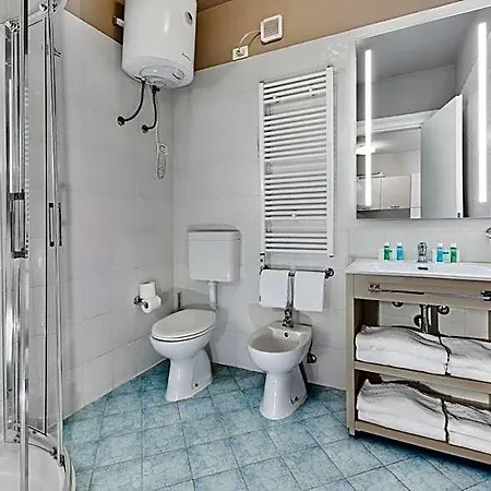 Apart Otel Poggio Dei Pini 4*