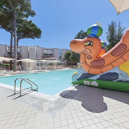 Apartmanhotel Poggio Dei Pini Marina Romea