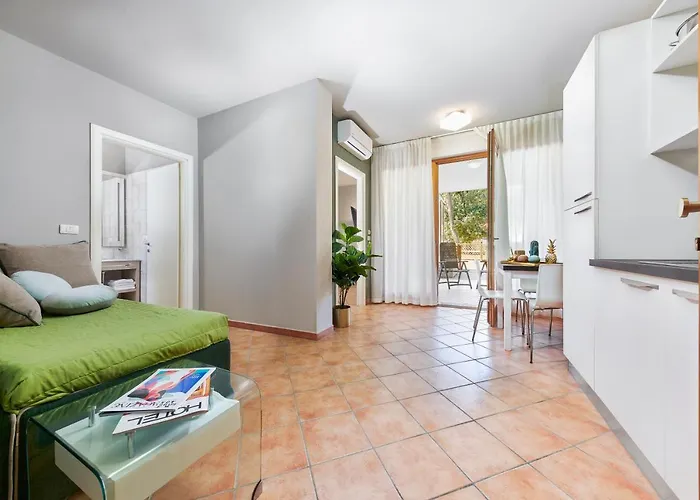 Aparthotel Poggio Dei Pini