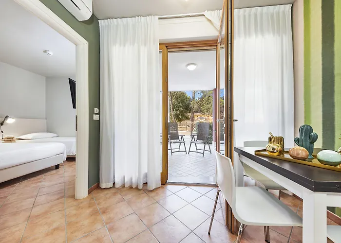 Aparthotel Poggio Dei Pini