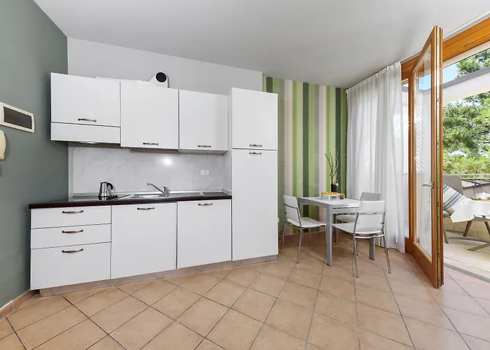 Poggio Dei Pini Aparthotel 3*